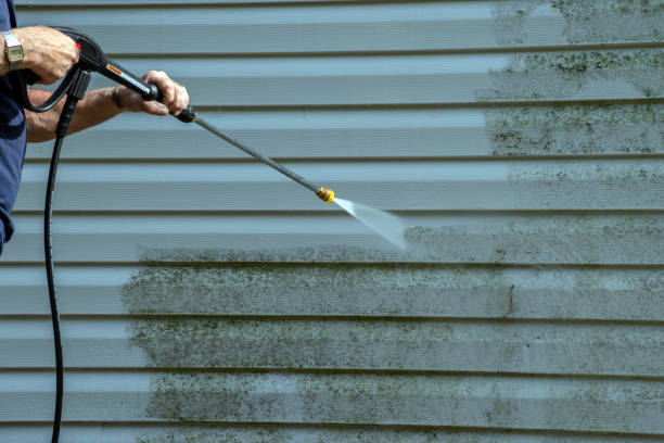 Best Pool Deck Cleaning  in Gwinn, MI